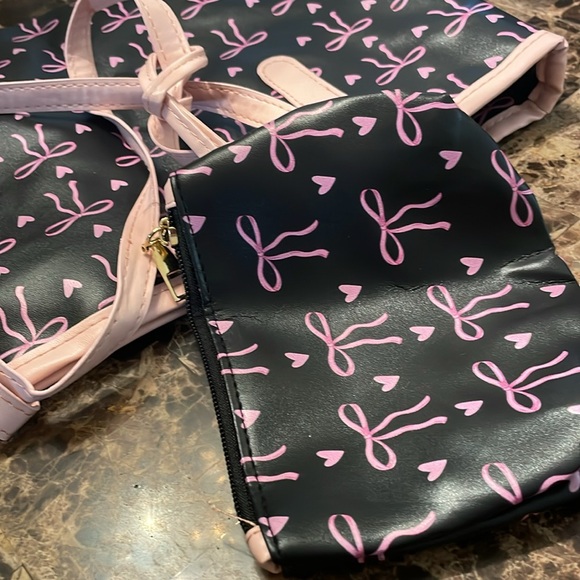 Pink and Black Bow Pattern Tote Bag - Picture 9 of 10